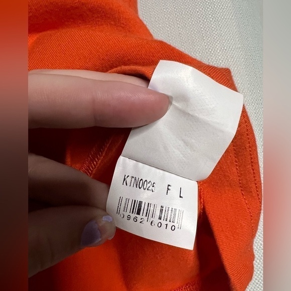 hB:Brats_01 Orange Vneck Crop Top Large - Picture 7 of 8